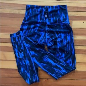 High waisted leggings